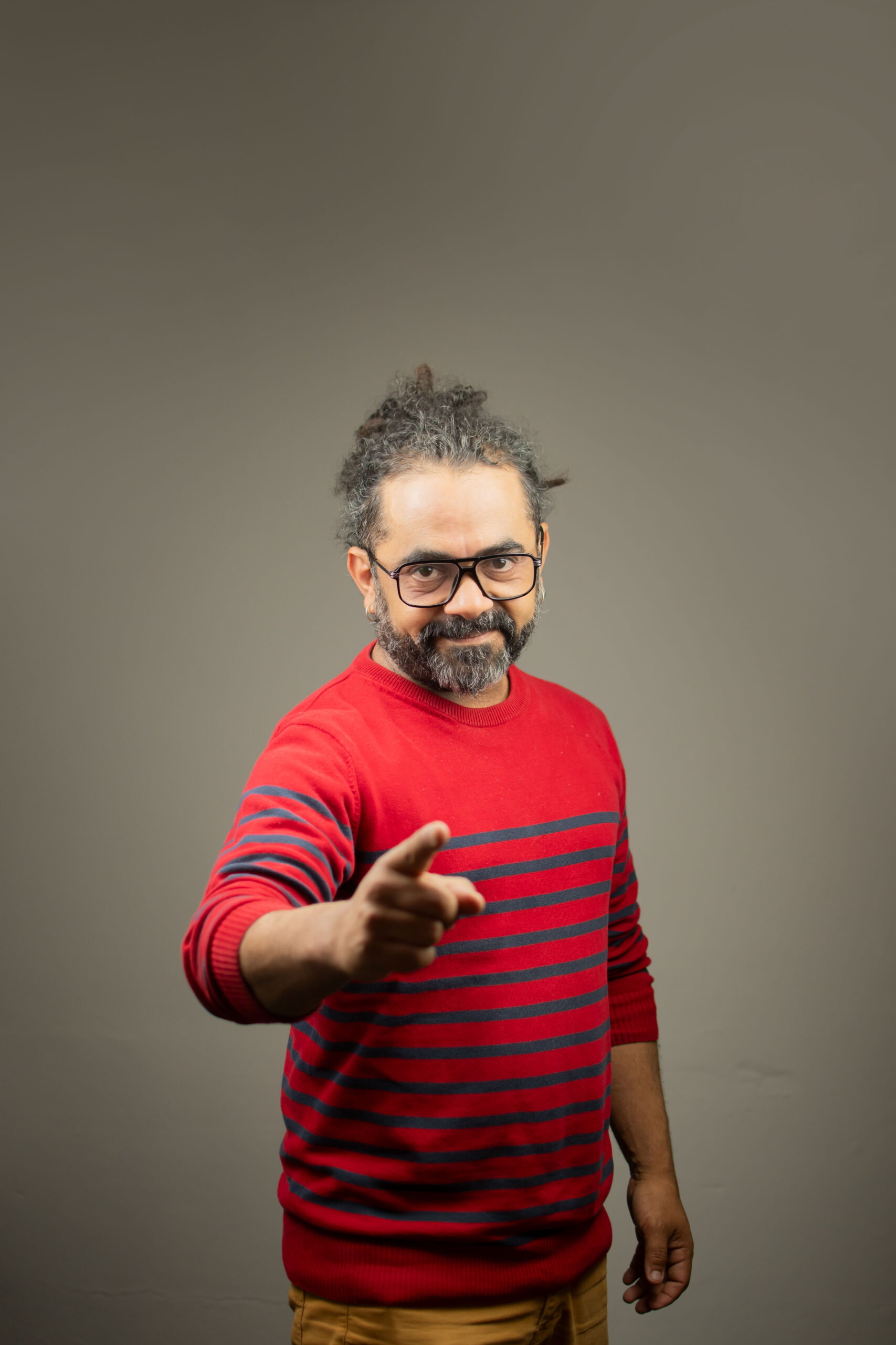 <p><strong>Leandro Pereira Dias</strong><br />
Professor de Percussão e Criação Musical</p>
